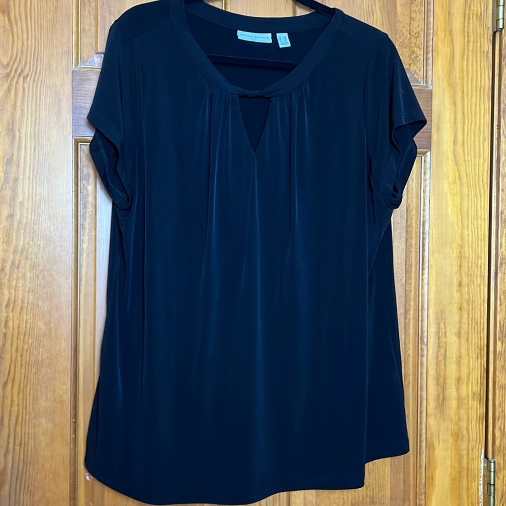Women's Size 1X Susan Graver Liquid Knit Short-Sleeve Top Black